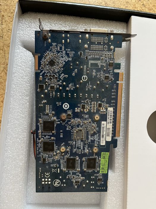 Видео карта gigabyte