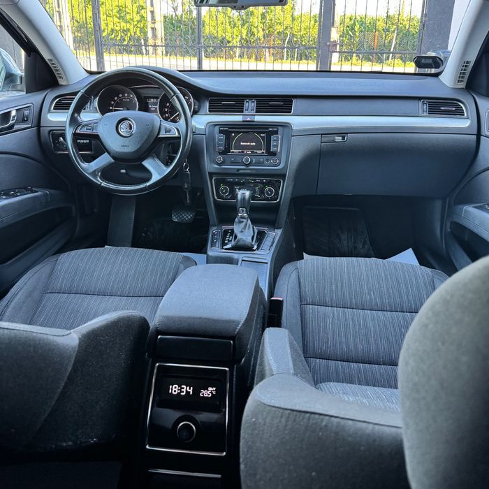 Skoda Superb 2014 2.0 TDI - DSG | Facelift | Led | Xenon | Navi | Euro 5 | Jante | Cutie Automata