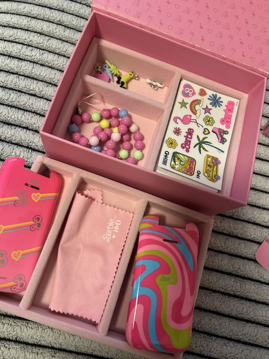 Telefon HMD Barbie Phone, 128MB, 64MB RAM, 4G, Dual SIM, Pink