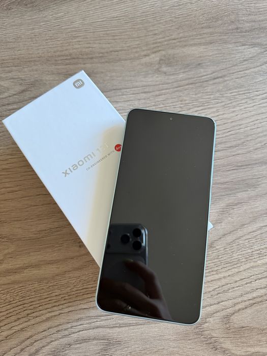 Продавам Xiaomi 13T