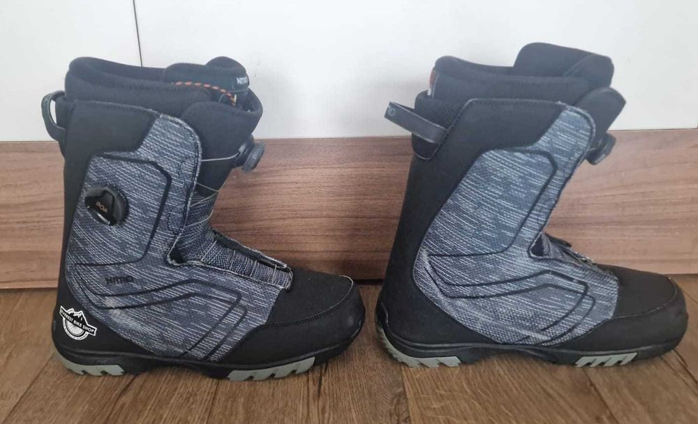 Boots snowboard Nitro Sentinel dublu Boa, marimea 45, aproape noi