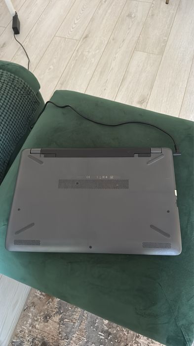 Laptop HP 15.6” Intel Core i5-7200U, 8 GB RAM, SSD 128 GB + HDD 1 TB, touchscreen + geantă HP