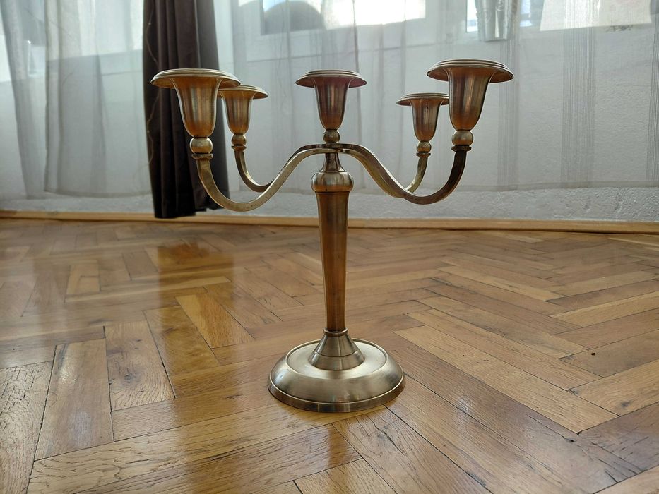 Стар метален свещник за 5 свещи