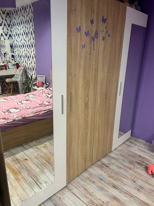 Четирикрилен гардероб