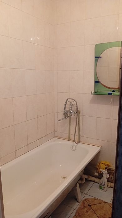 Сдается 2х комн квартира