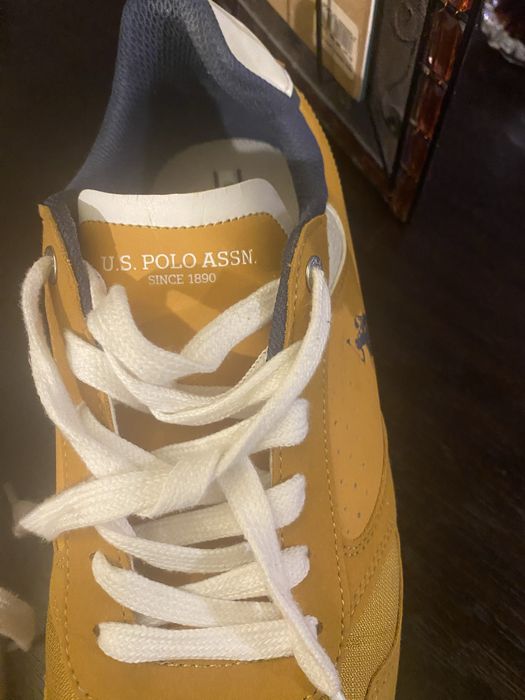 Vind adidasi U.S POLO marimea 43 ca noi se vede in poze