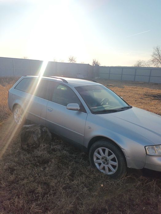 Vand Audi A6 2001