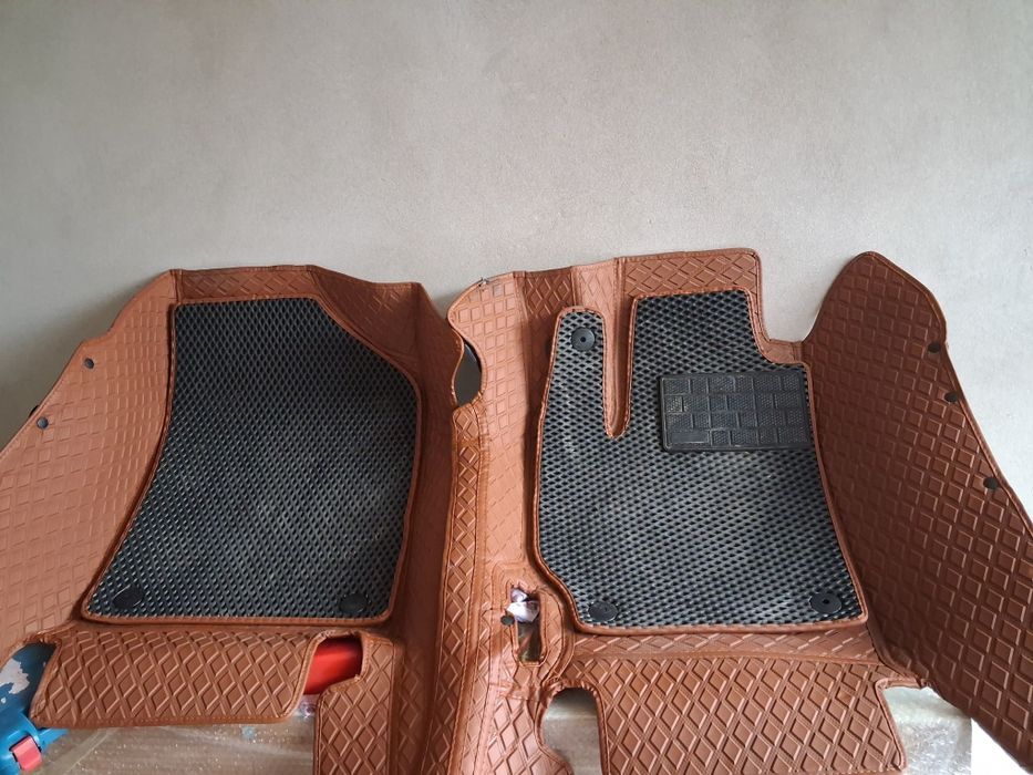 Чехол полик Камри 55ке сатылады