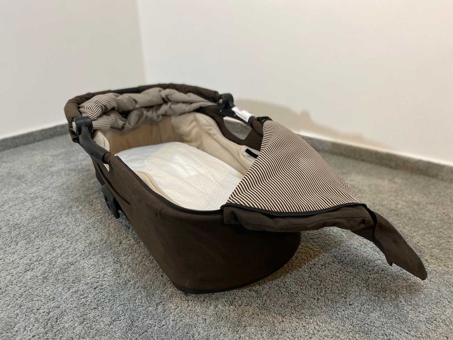 Carucior Maxi Cosi Mura 4 + landou si accesorii