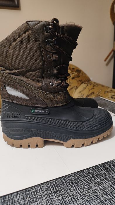 Детски ботуши/апрески