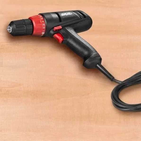 Masina de gaurit si insurubat (bormasina) cu cablu Skil Energy