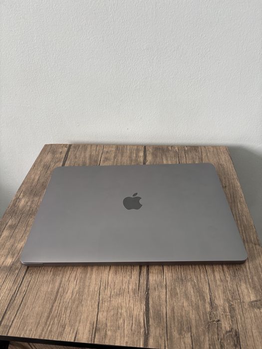 Macbook Air M1 8/256GB