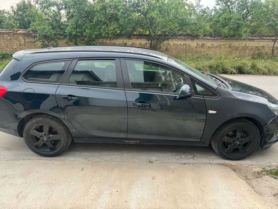 Opel Astra J 2015г 1.6CDTI 110к.с на части