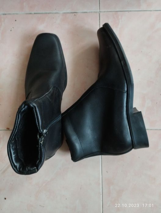 Мъжки боти от естествена кожа