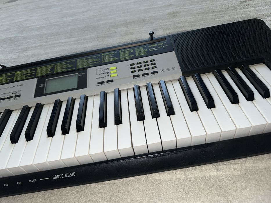 casio синтезатор LK-135