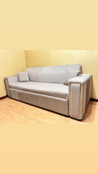 Новый диван с креслом