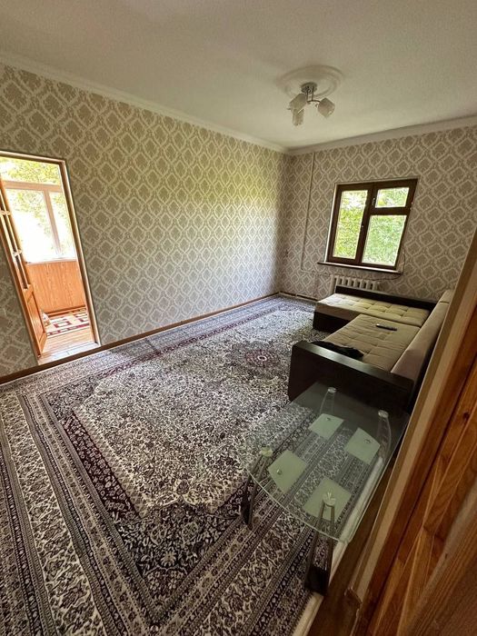 Сдаётся 1 комн.квартира на Юнусабад 14 квартале 3 этаж