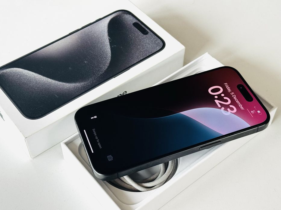 Iphone 15 Pro 128GB Black Titanium Гаранция 6 месеца