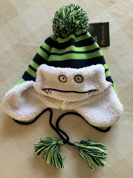 Шапочки детские вязаные