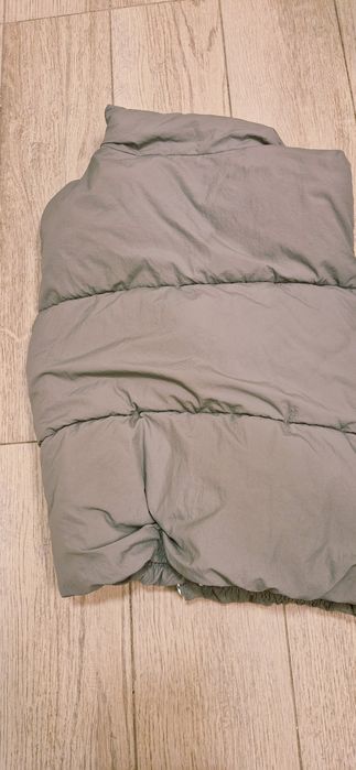 Vesta Zara - groasa / marime 130 / pentru copii.