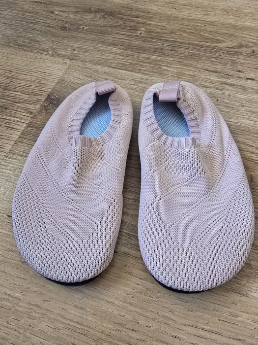 Детски пантофи боси китайчета