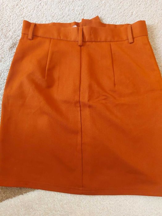 Нова пола с етикет!