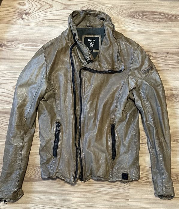 Colmar,Iceberg,Diesel,Tigha,Takeshi Kurosawa,Diesel,Brioni,Gaudi,The North Face,G-Star.