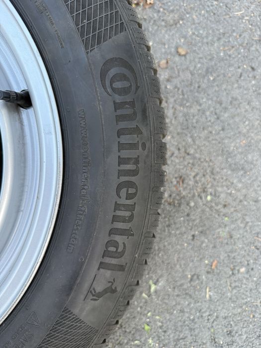 Vand 4 roti jante iarna 205/60/16 de audi skoda vw 5x112 Continental ca noi 7j et 35
