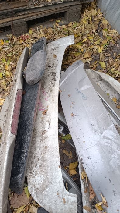 Спойлеры Тойта Естима разные