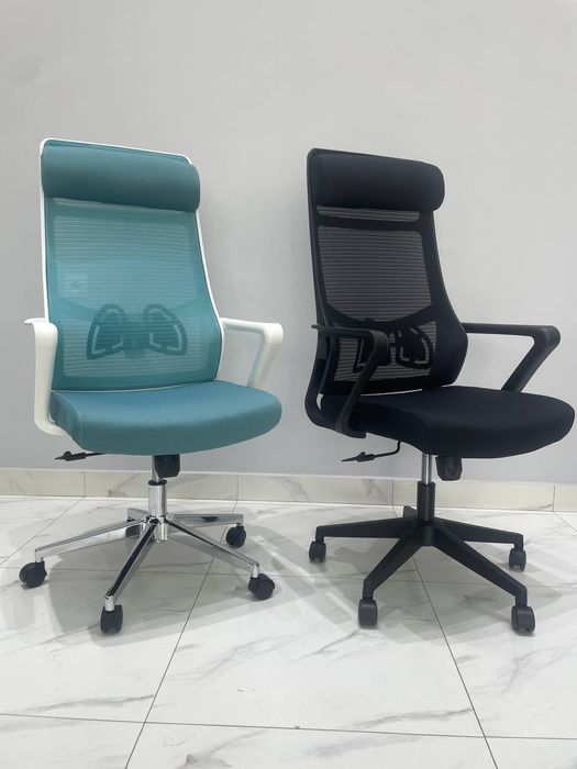 Офисное кресло для руководителя модель беко,beco