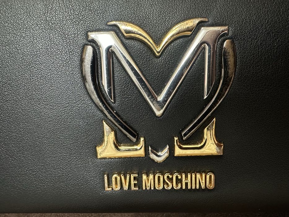 Love moschino портфейл