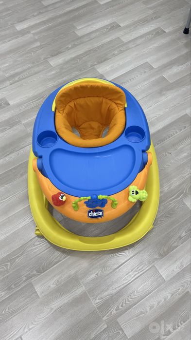 Ходинок из бренда chicco