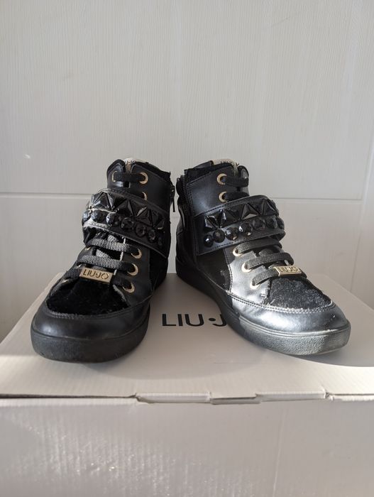 Естествена кожа Боти Lui Jo