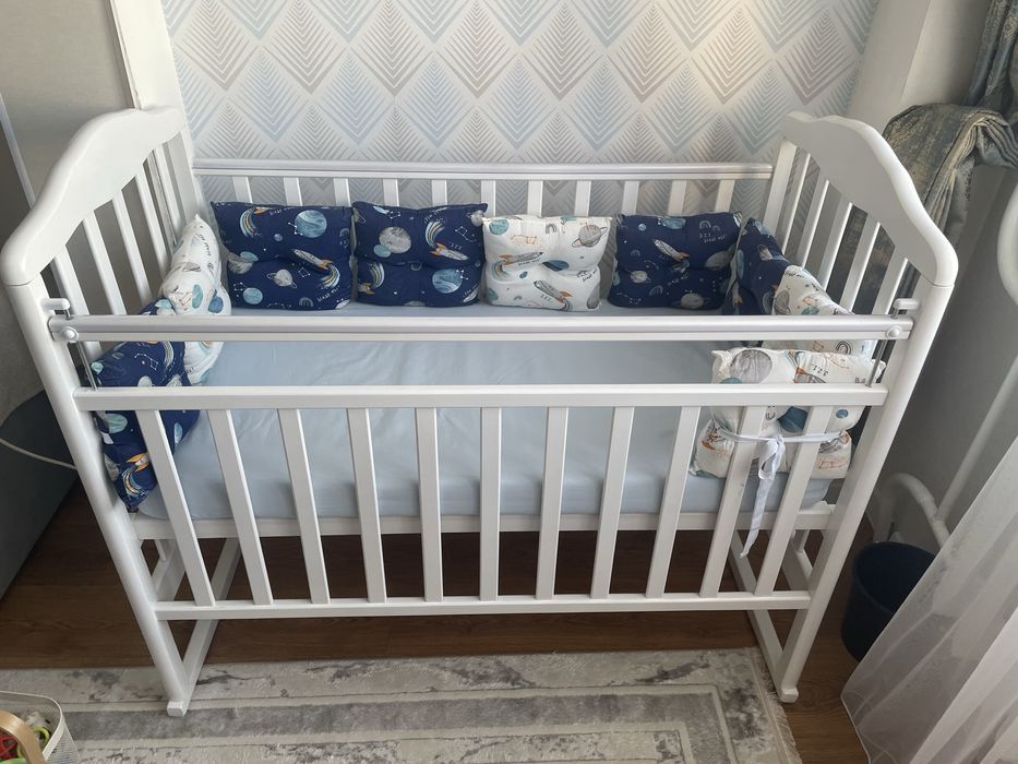 Продам детскую кроватку манеж