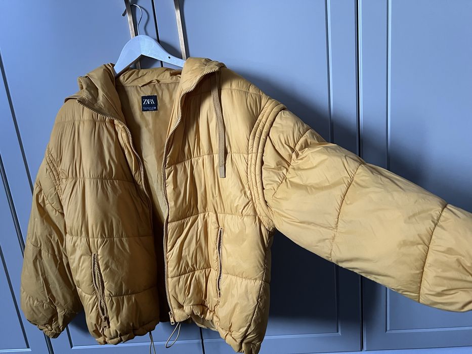 Geaca  zara 2 in 1 , marimea S