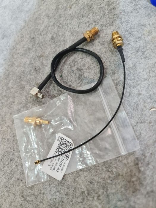 Антенна для усиления WI FI сигнала , подходит для модемов, платежных