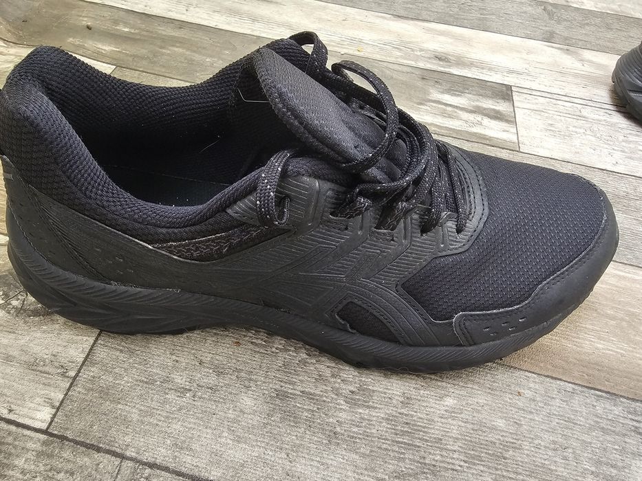 Спортни маратонки Asics