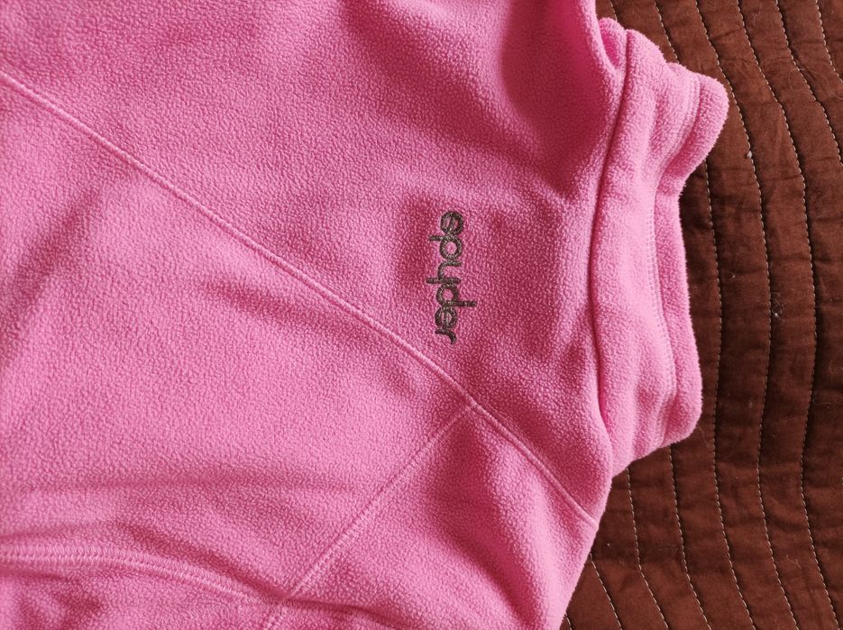 Зимни блузи на Spyder