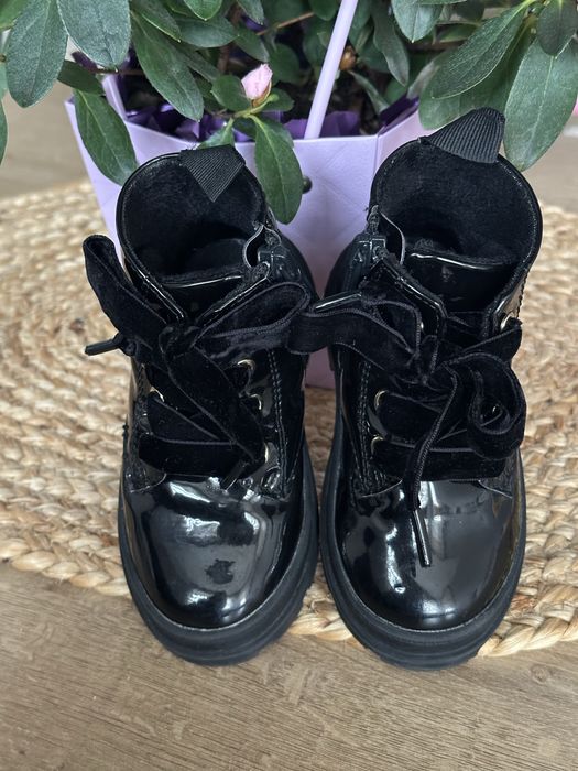 Детски лачени боти H&M//22р