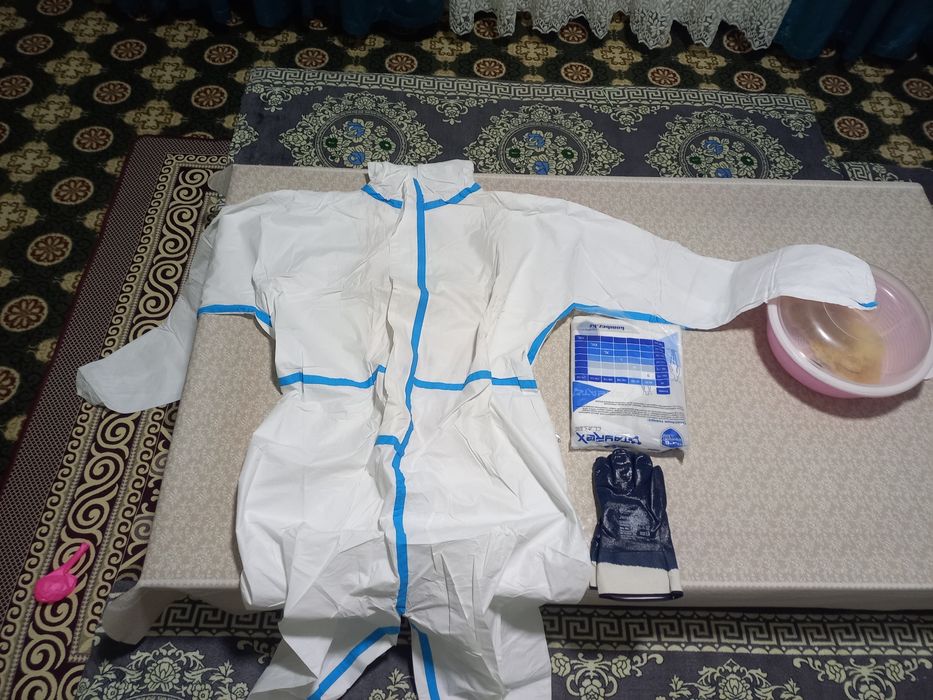 Камбизон краска и бушлак еттыгы меннен сатылады