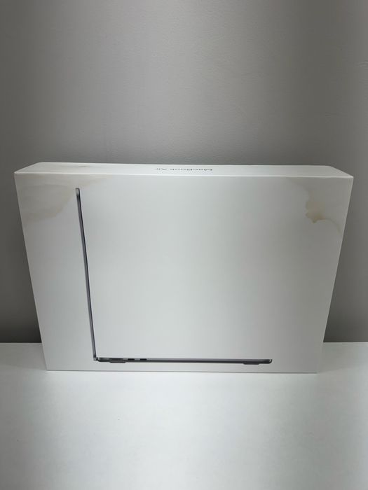 MacBook 2022, M2 512/8