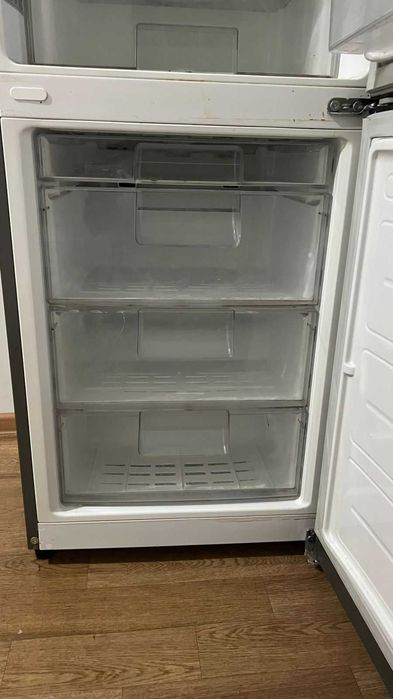 Холодильник LG б/у