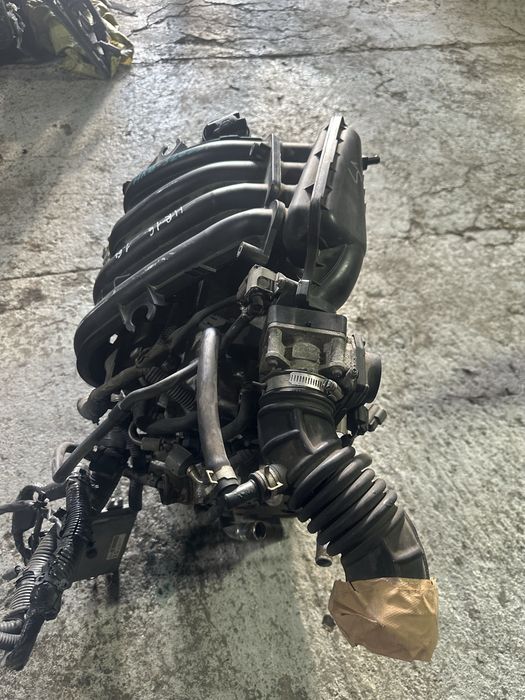 Двигатель Nissan HR16 1.6l hr 16
