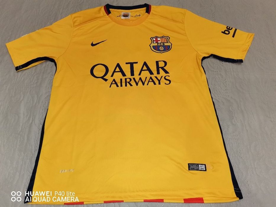 Футболни тениски