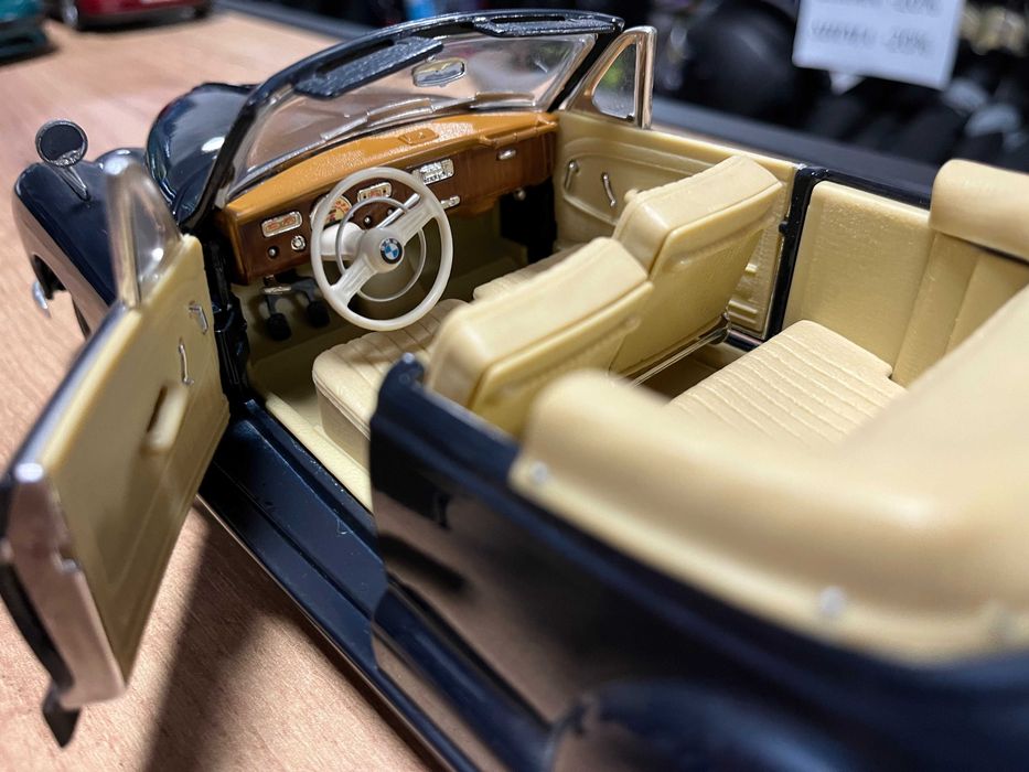 Рядък модел  метална колекционерска количка BMW 507 1955г. 1:18