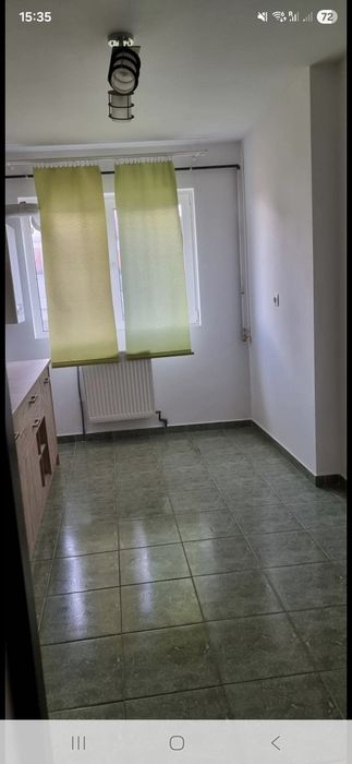Apartament cu 3 camere decomandat
