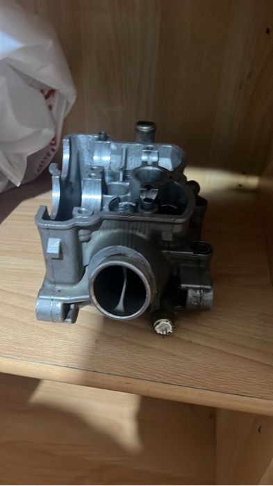 Chiuloasa kawasaki kx250f piese deembrez