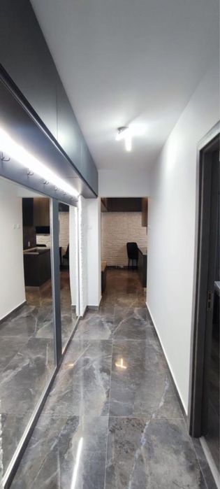 Apartament cu 2 dormitoare , baie si bucatarie in zona afi pentru chirie