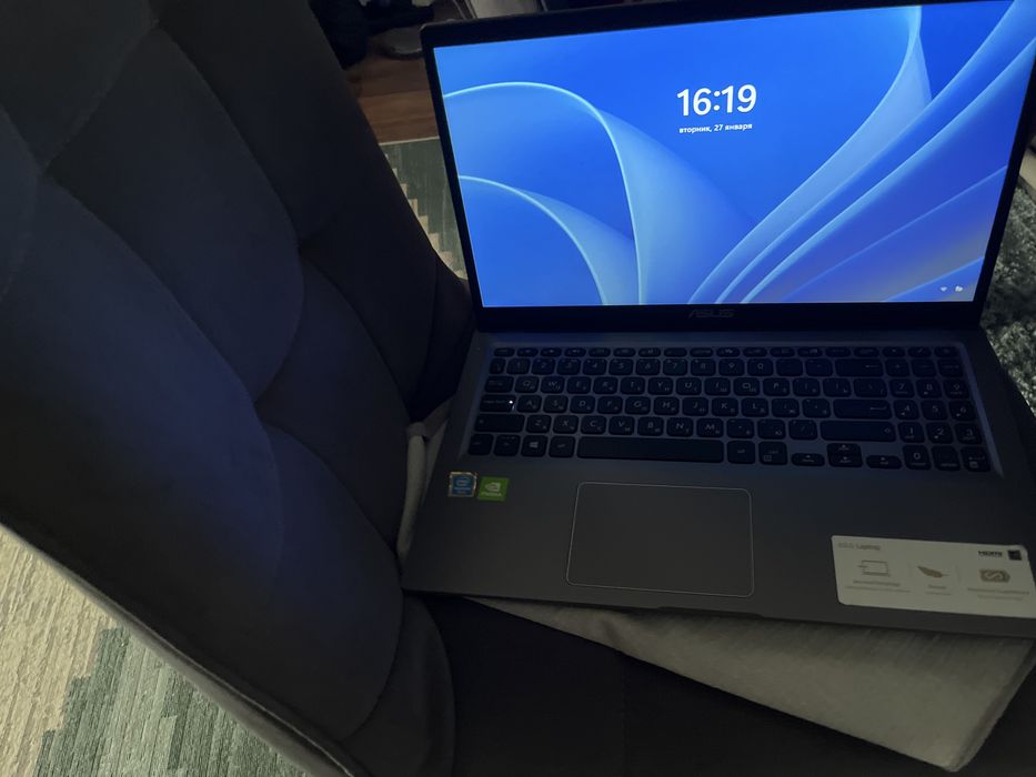 Продам ноутбук асус