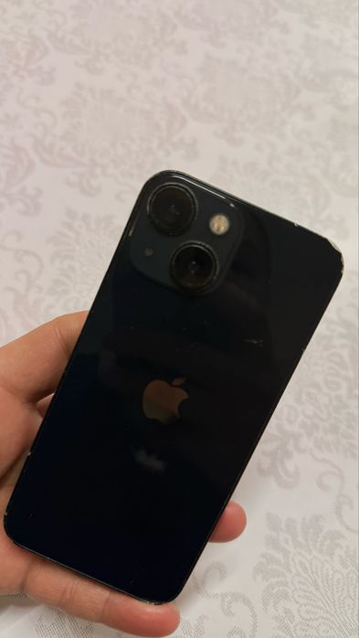 Iphone 13mini в хорошем состоянии
